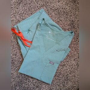 Figs Jade Scrubs Set